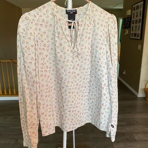 Polo RL shirt with v-neck tie.